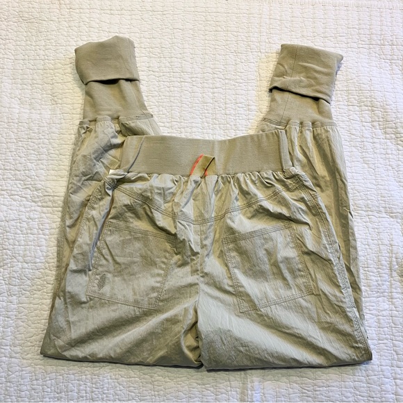 Free People Movement “On the Road” nylon pants - Picture 3 of 4